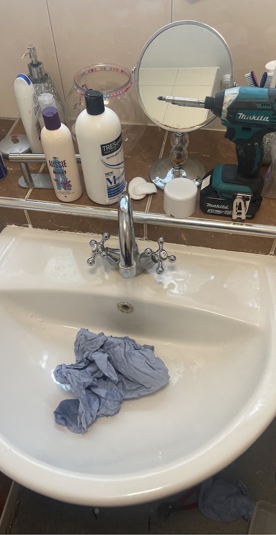 Sunbury-on-Thames Local Plumber And Heating — Photos 7